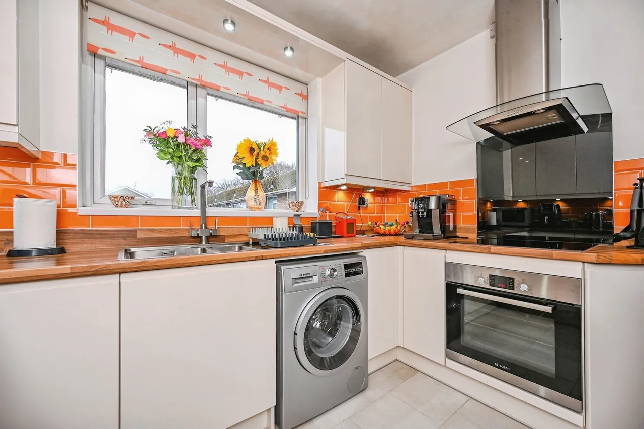 Eton Court, Liverpool, L18, photo 7