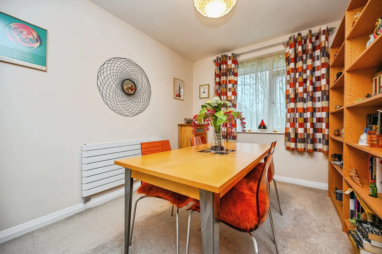 Eton Court, Liverpool, L18, photo 11