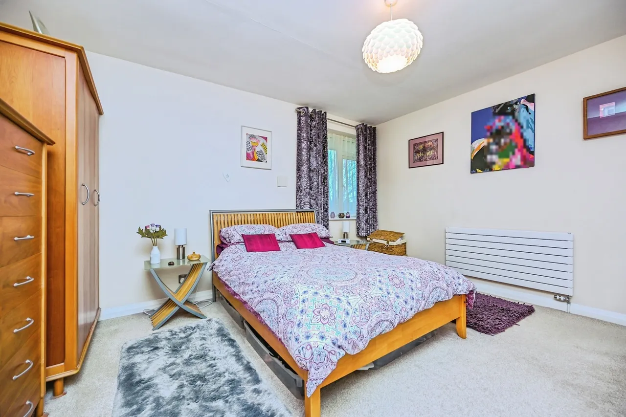 Eton Court, Liverpool, L18, photo 17