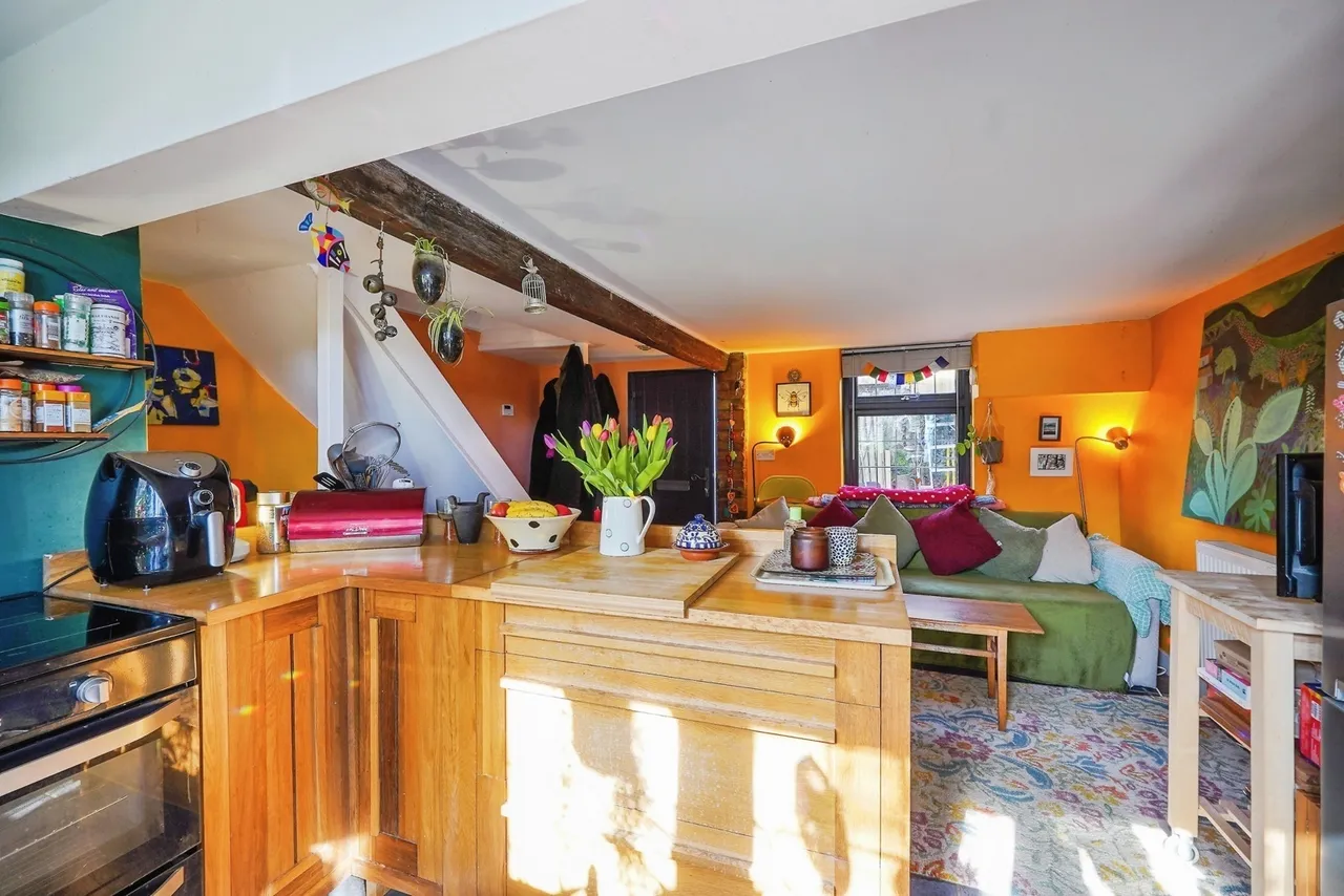 The Street, Eythorne, Dover, Kent, CT15, photo 6