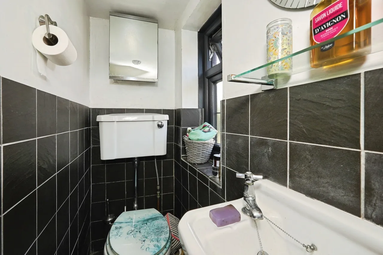 The Street, Eythorne, Dover, Kent, CT15, photo 11