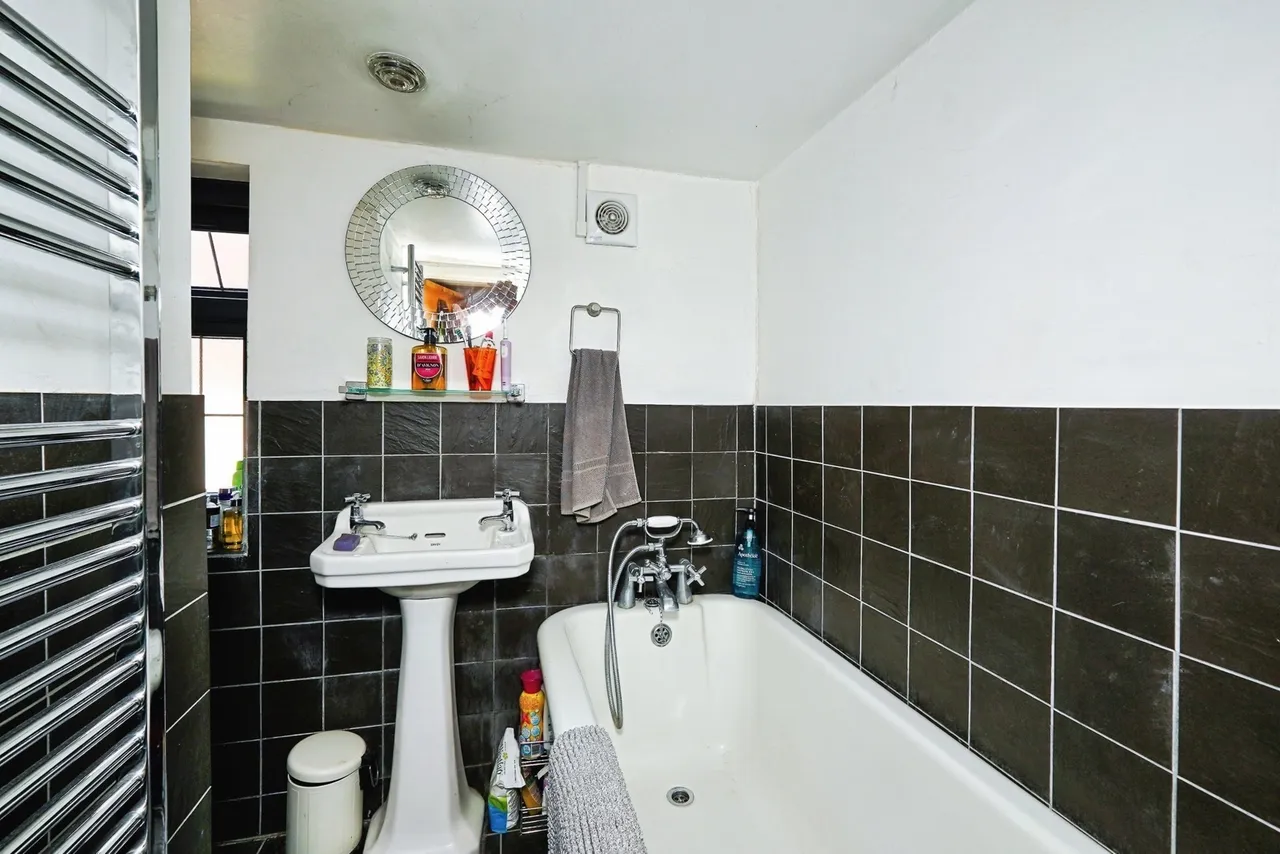 The Street, Eythorne, Dover, Kent, CT15, photo 10