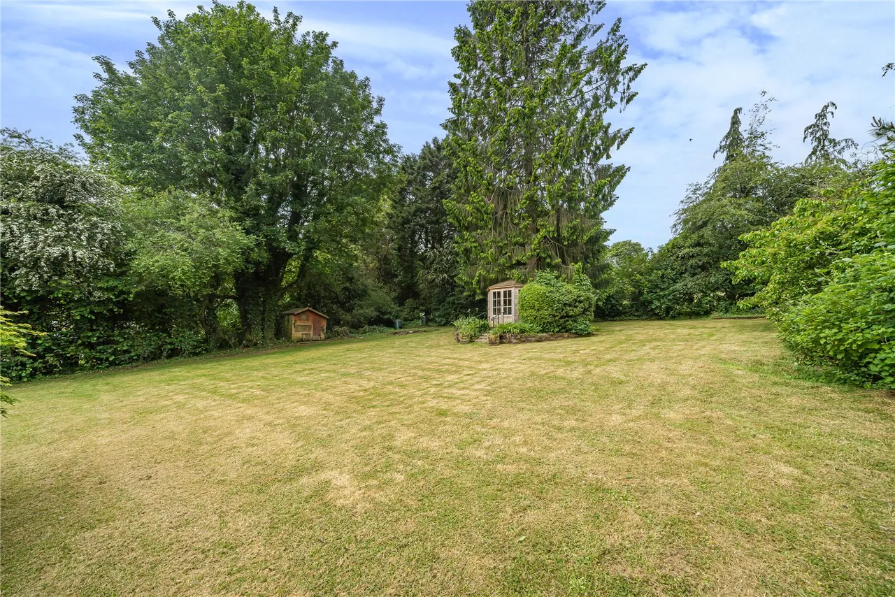 Grosvenor Road, Medstead, GU34, photo 12