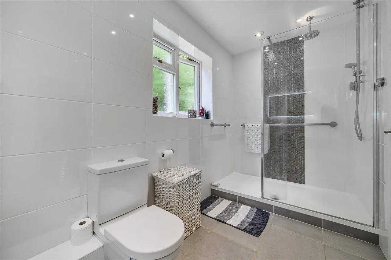 Grosvenor Road, Medstead, GU34, photo 7