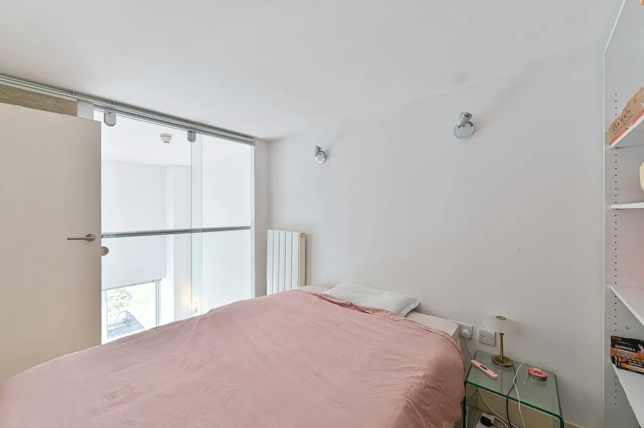 Flat 176, Building 22, Cadogan Road, London, photo 5