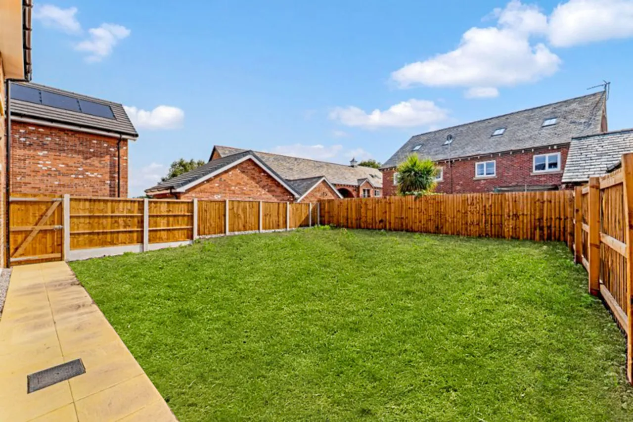 Halis Court, Hale Village, Liverpool, Liverpool, L24 4BF, photo 19