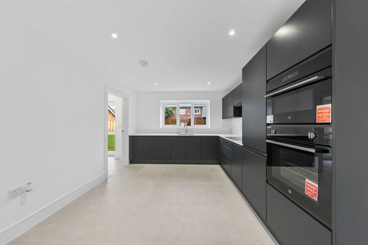 Halis Court, Hale Village, Liverpool, Liverpool, L24 4BF, photo 6