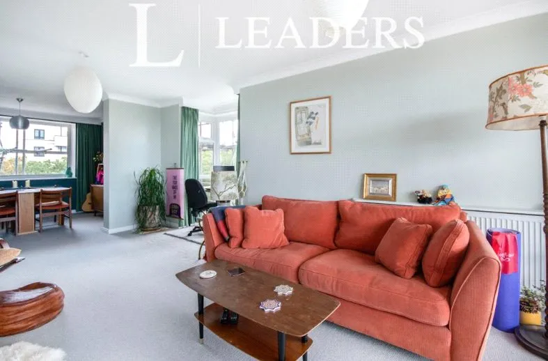 West Cliff Road, Bournemouth, BH2, photo 2