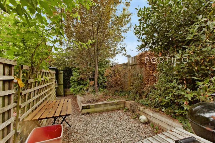Sunnyhill Road, London, SW16, photo 10