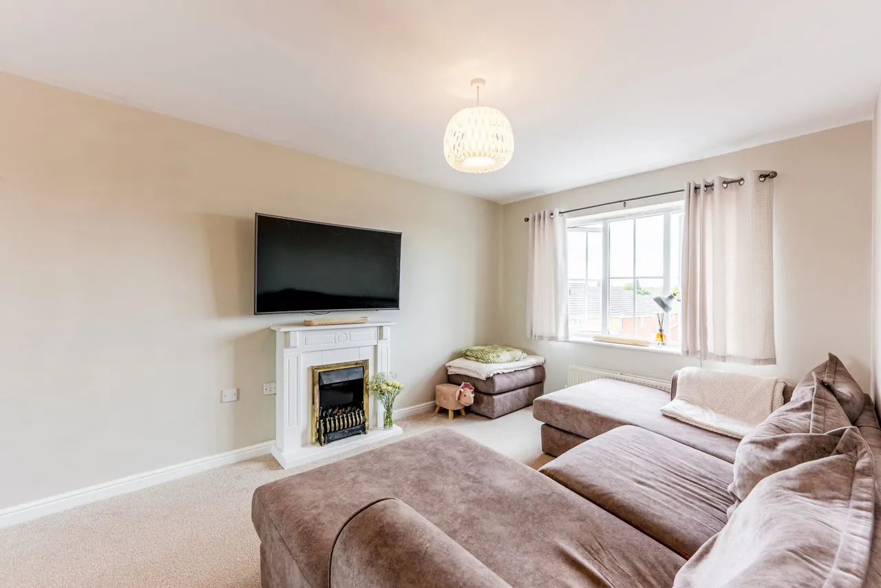 Lingmoor Grove, Aldridge, Walsall, WS9 8BY, photo 6