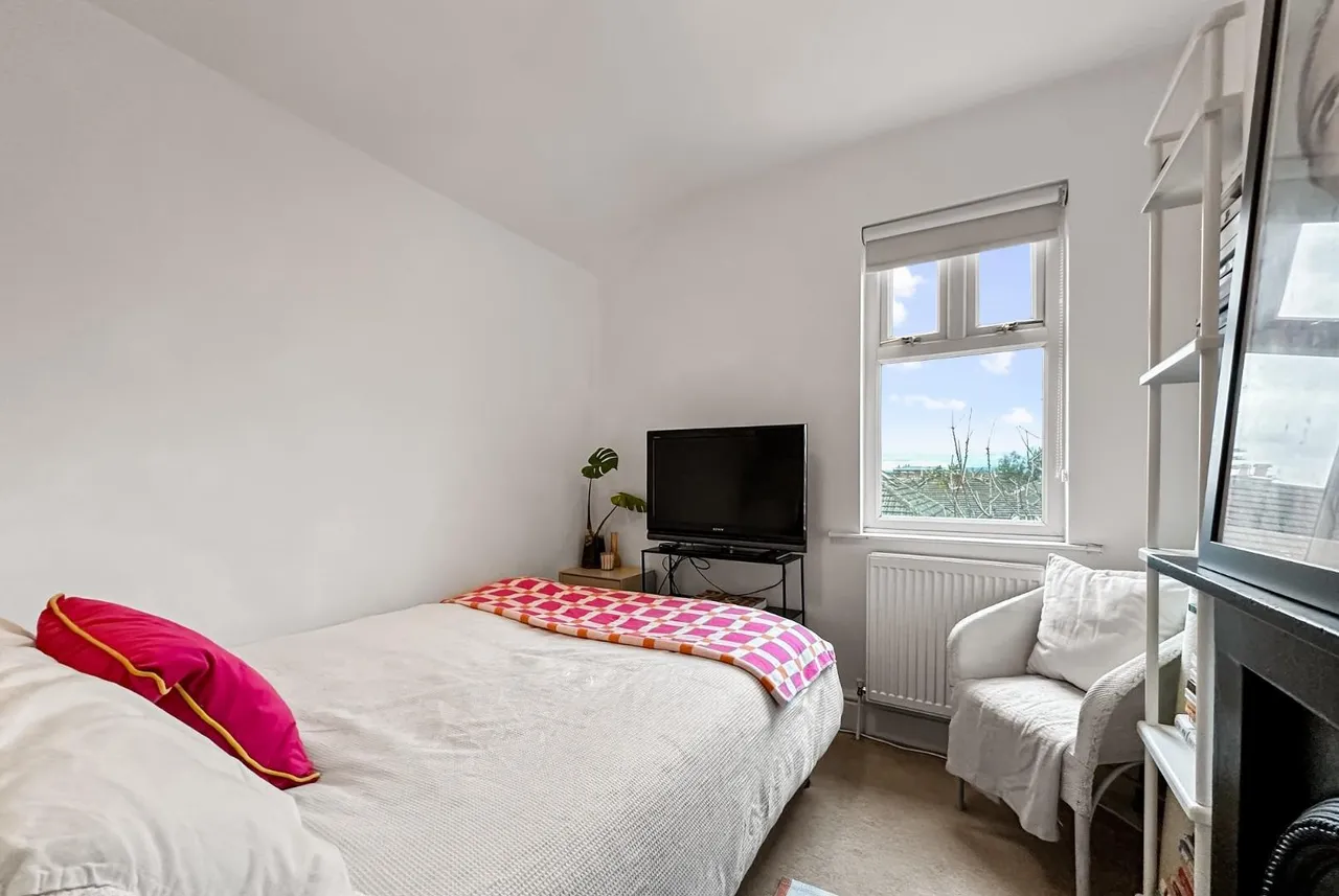 Oldfield Road, Altrincham, Cheshire WA14 4EF, photo 17