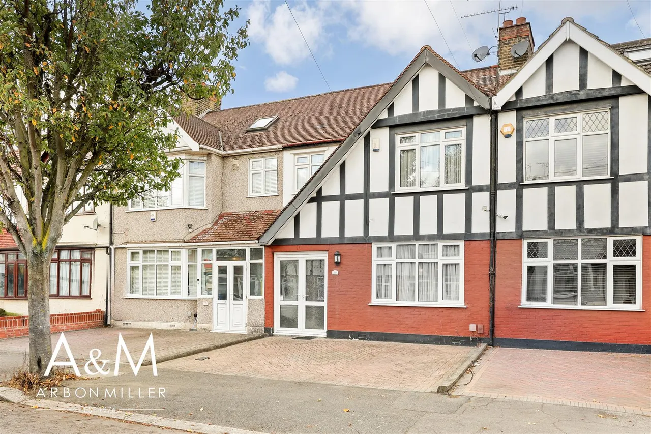 Denham Drive, Ilford, IG2, photo 25