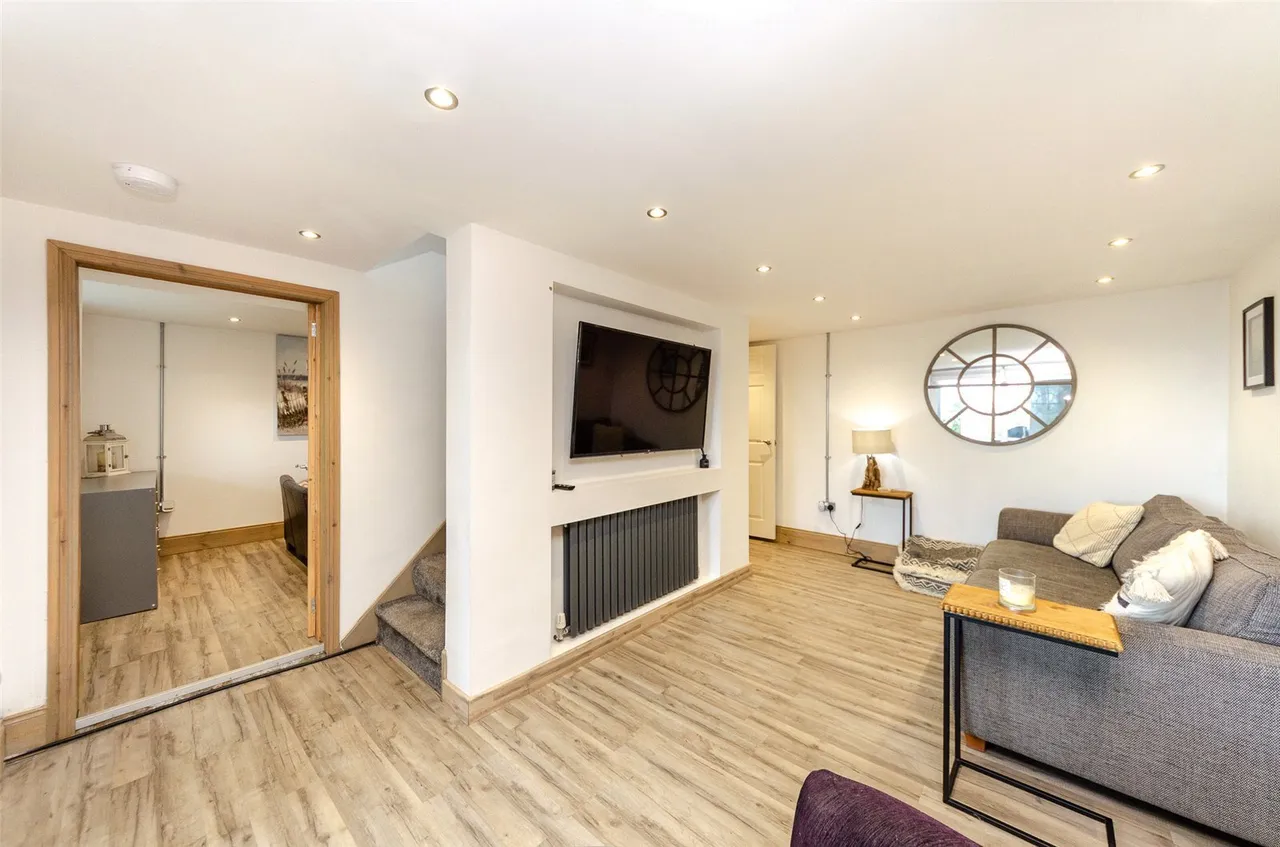 High Street, Penmaenmawr, LL34, photo 6