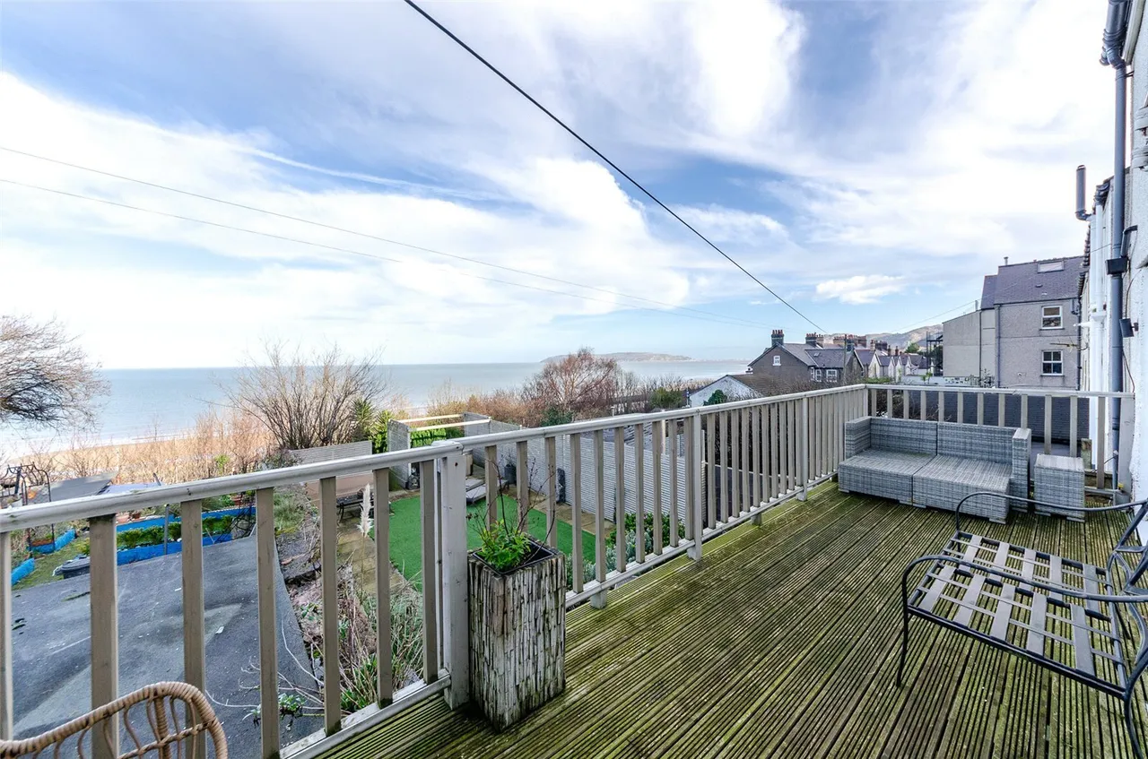 High Street, Penmaenmawr, LL34, photo 17