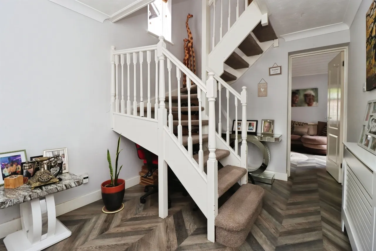 Chatsworth Drive, Wellingborough, photo 9