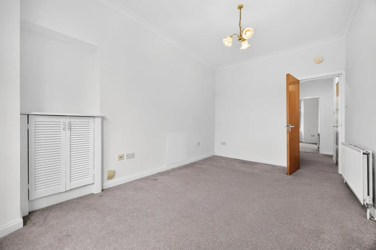 Neilston Road, Paisley, photo 4