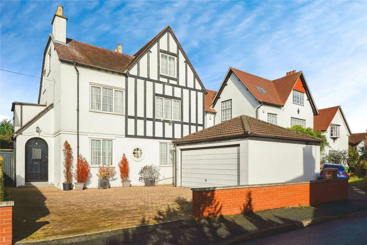 6 bed house for sale, Owletts End, Evesham, WR11