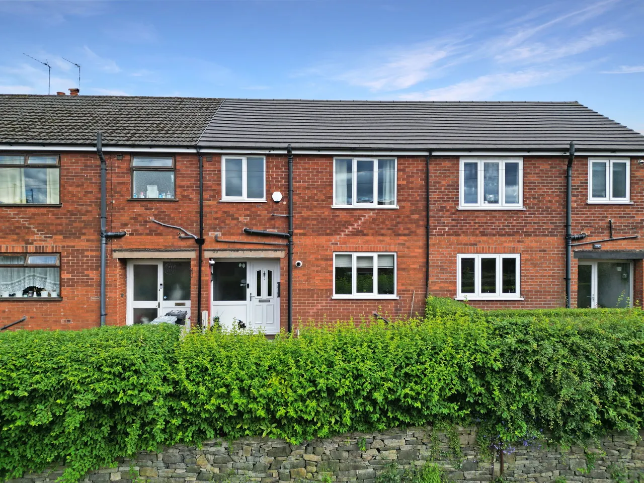 3 bed house for sale — Statham Street, Macclesfield