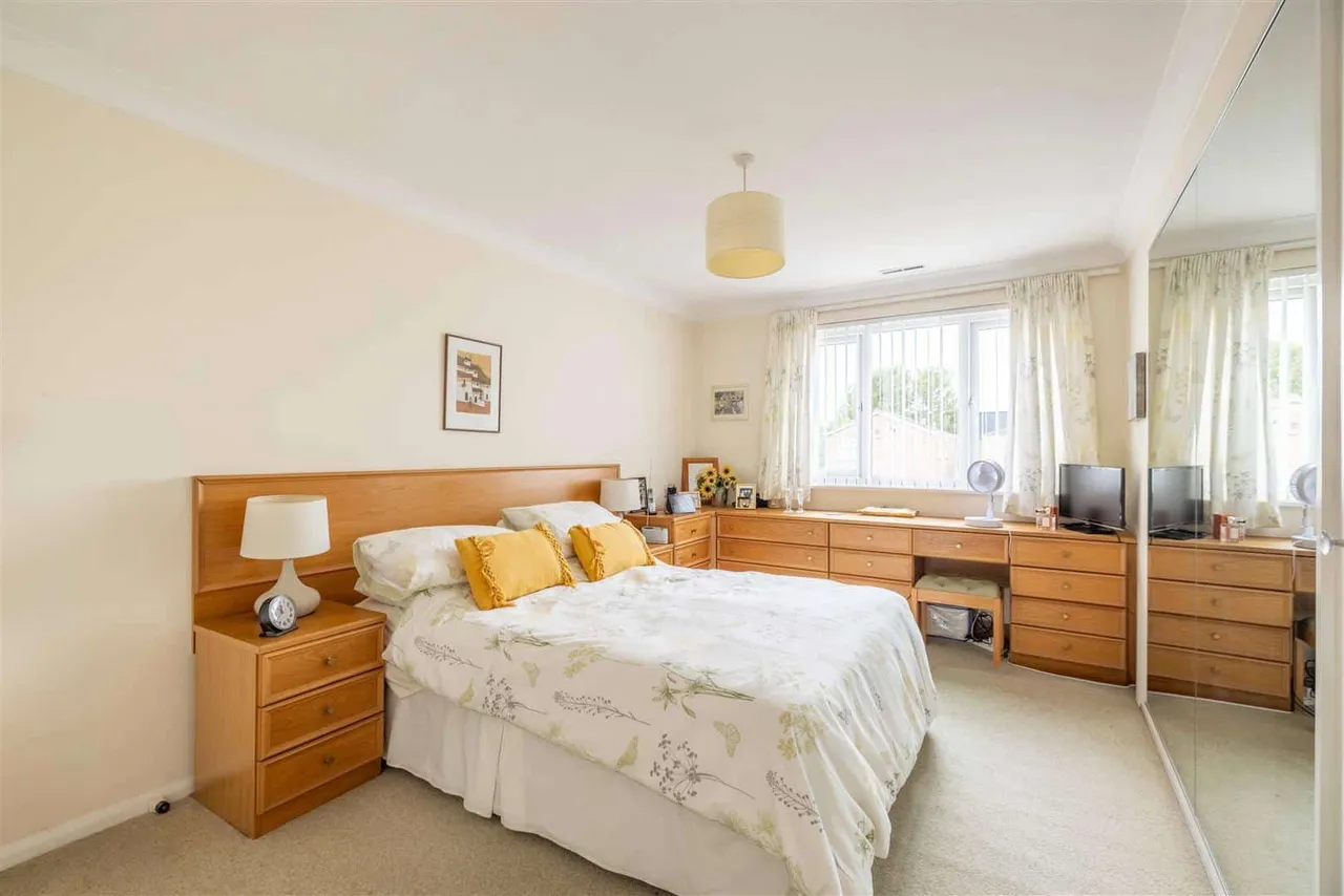 Newberry Cresent, Windsor, SL4 5SN, photo 11