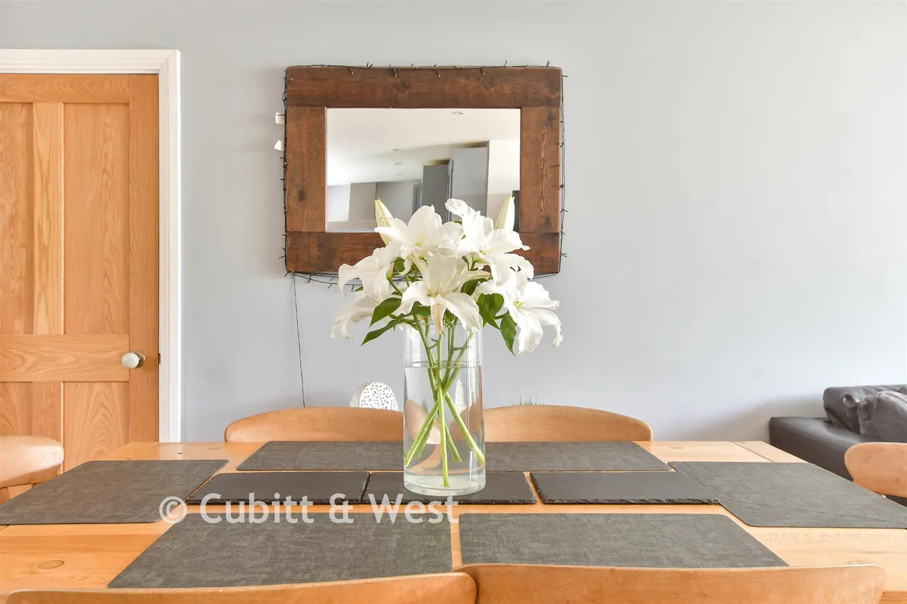 Rowplatt Lane, Felbridge, RH19, photo 5