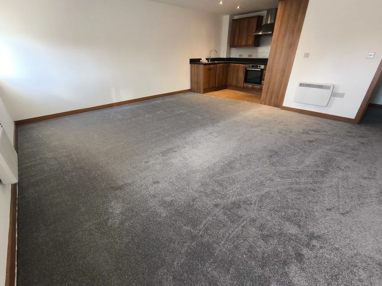 Weir Court, Canterbury, photo 3