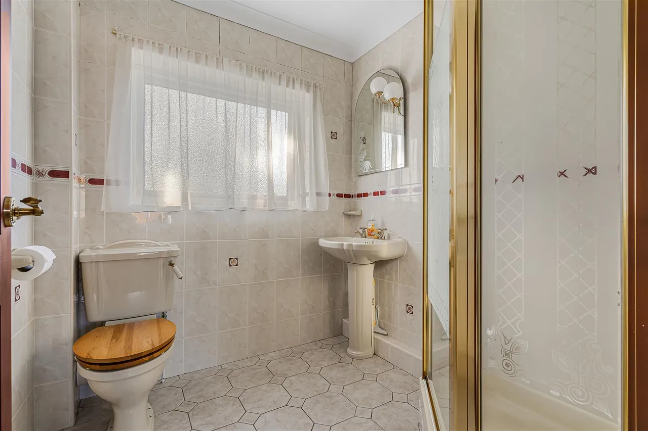 Evergreen Lane, Great Bradley, CB8, photo 17