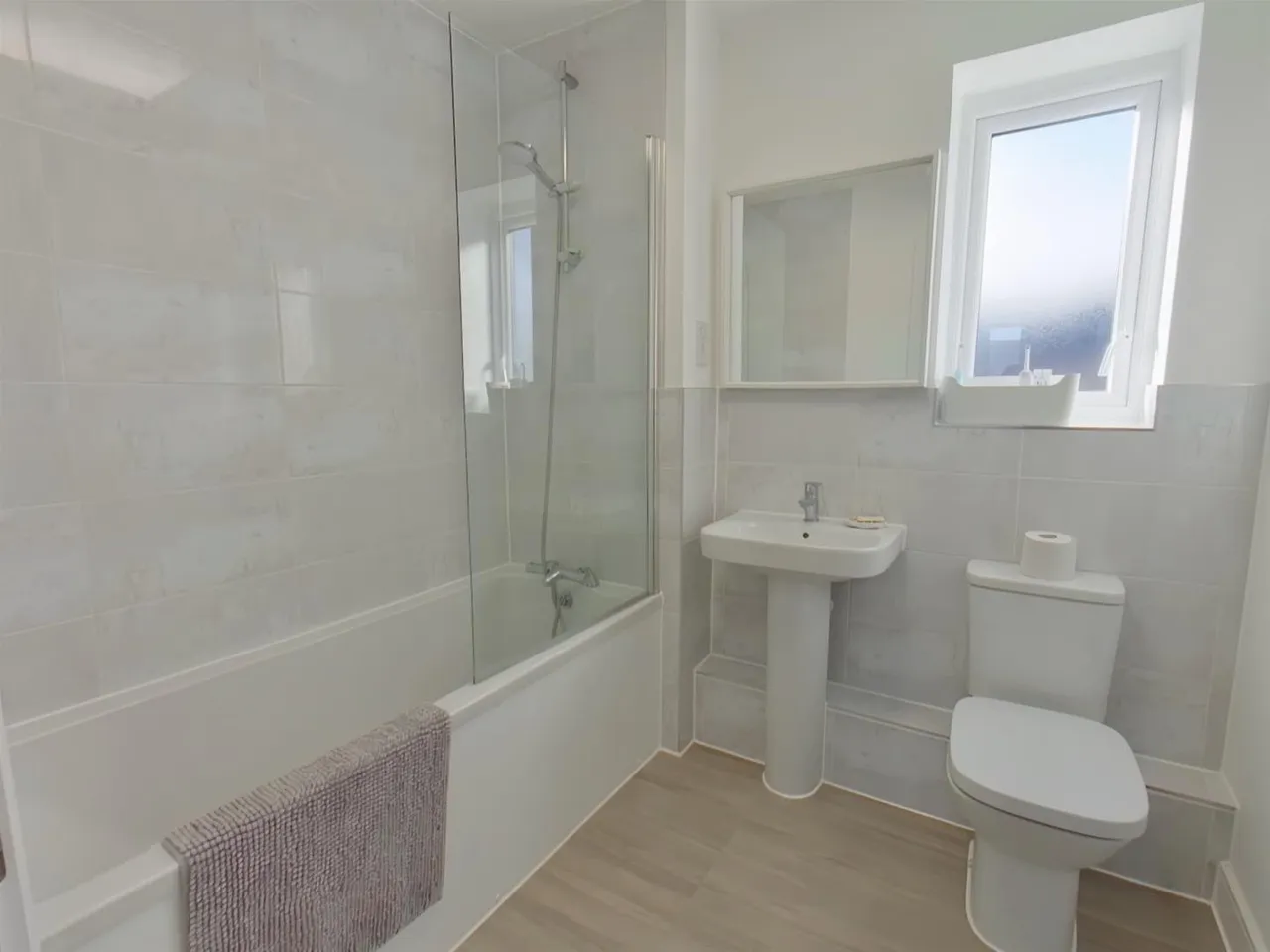 Ocean Road, Lee-On-The-Solent, photo 10
