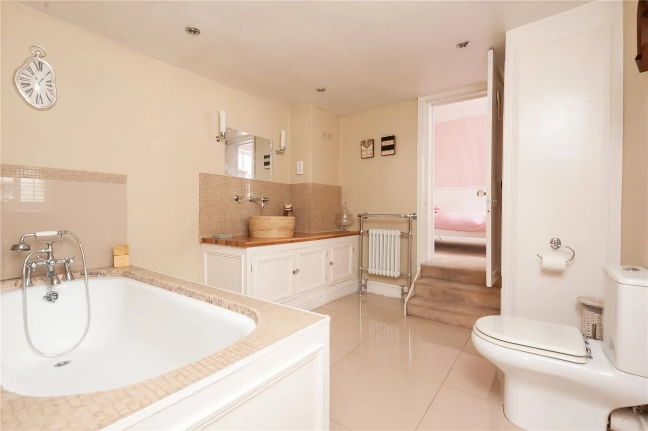 The Green, Twickenham, TW2, photo 15