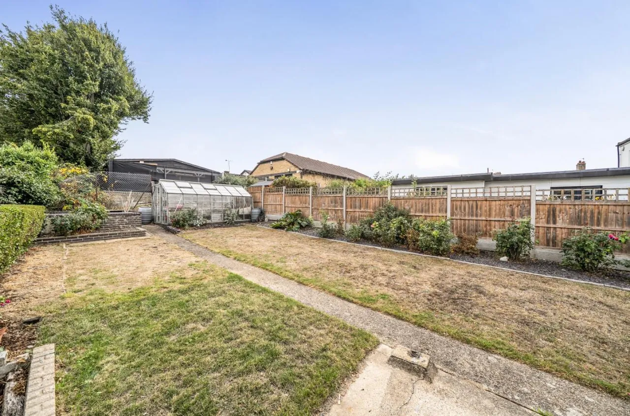 Barnehurst Close, DA8, photo 14