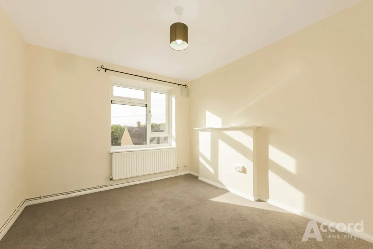 Redcar Road, Romford, RM3, photo 8