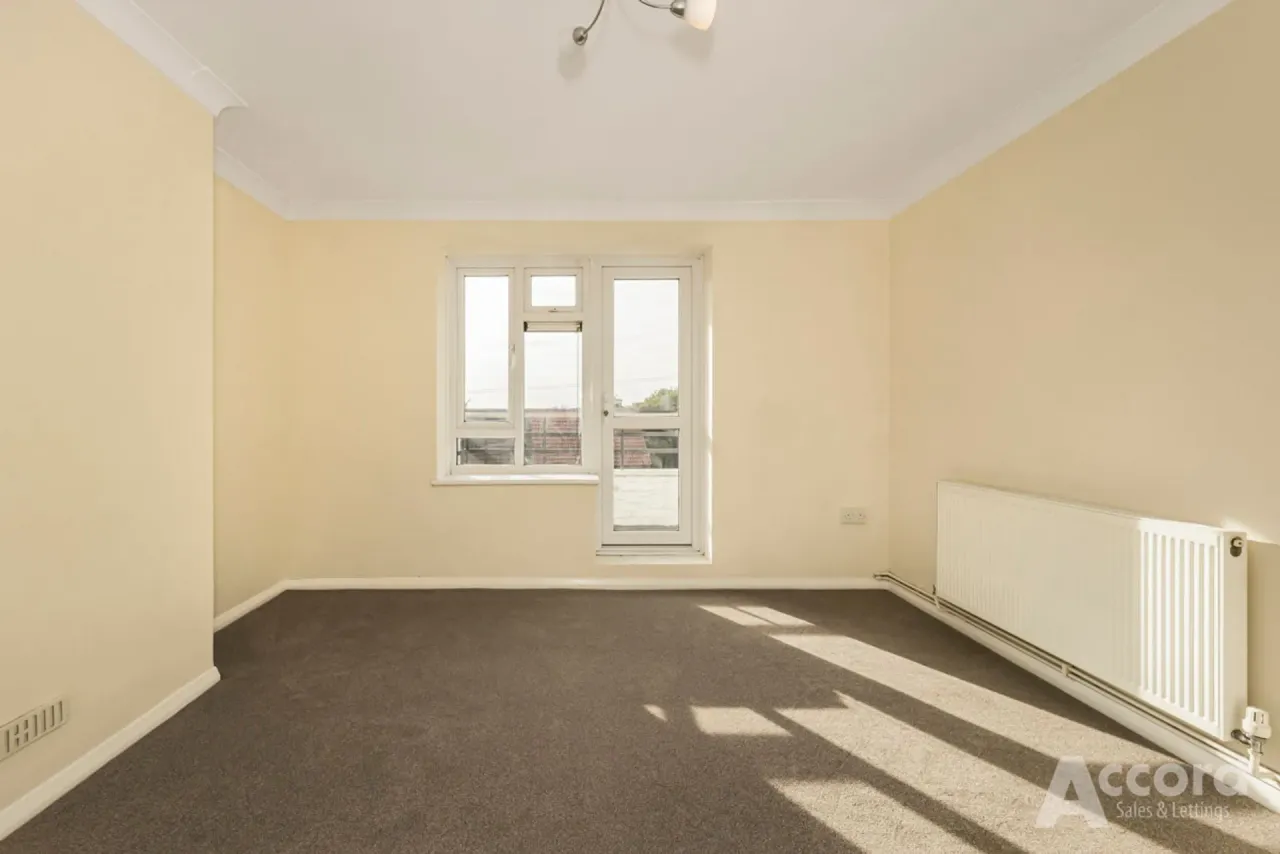 Redcar Road, Romford, RM3, photo 14