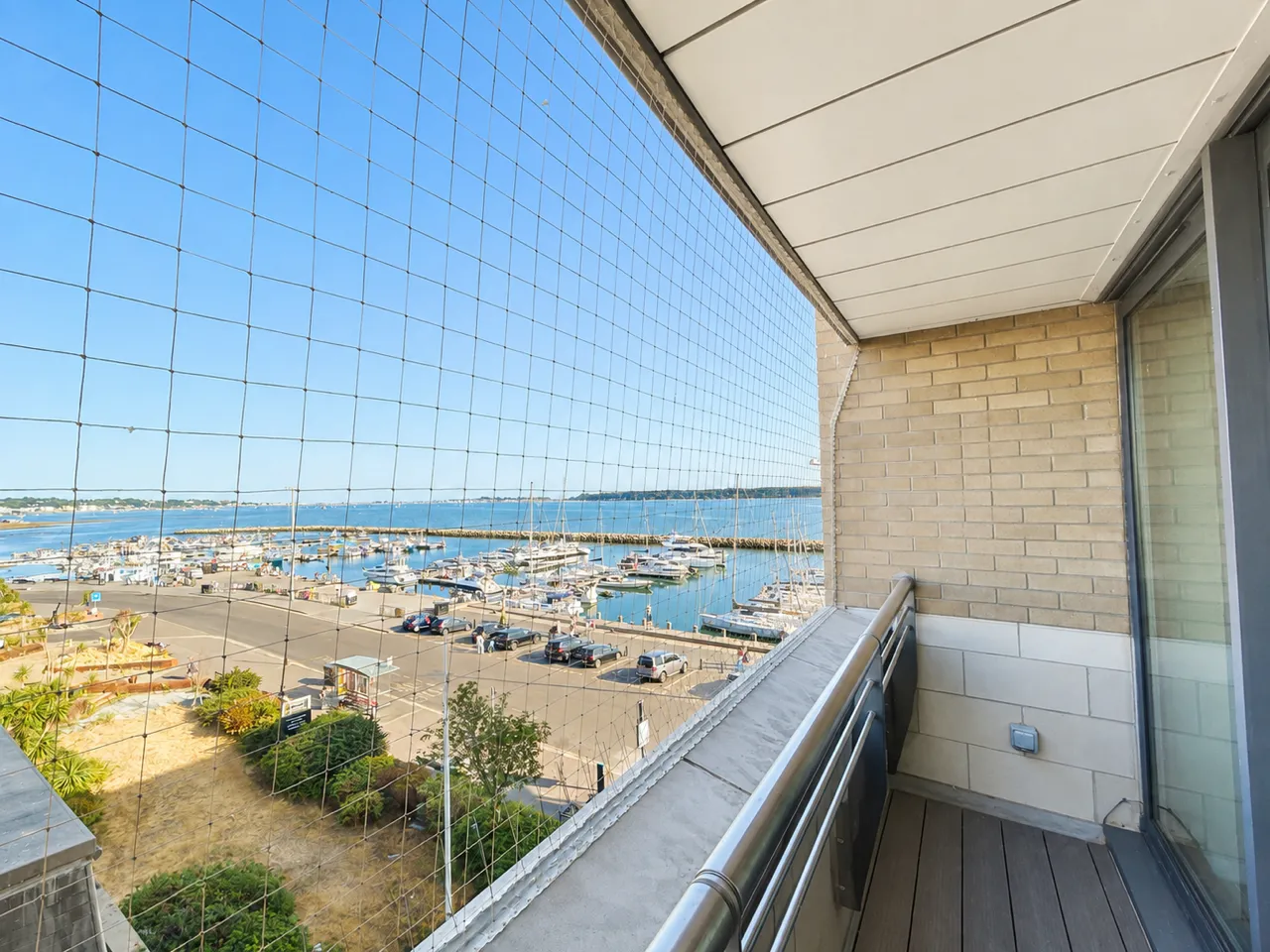 Dolphin Quays, Poole Quay, BH15, photo 3