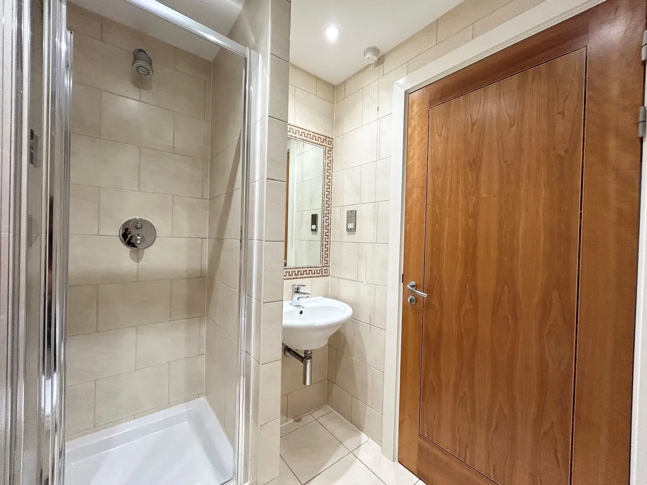 Dolphin Quays, Poole Quay, BH15, photo 9
