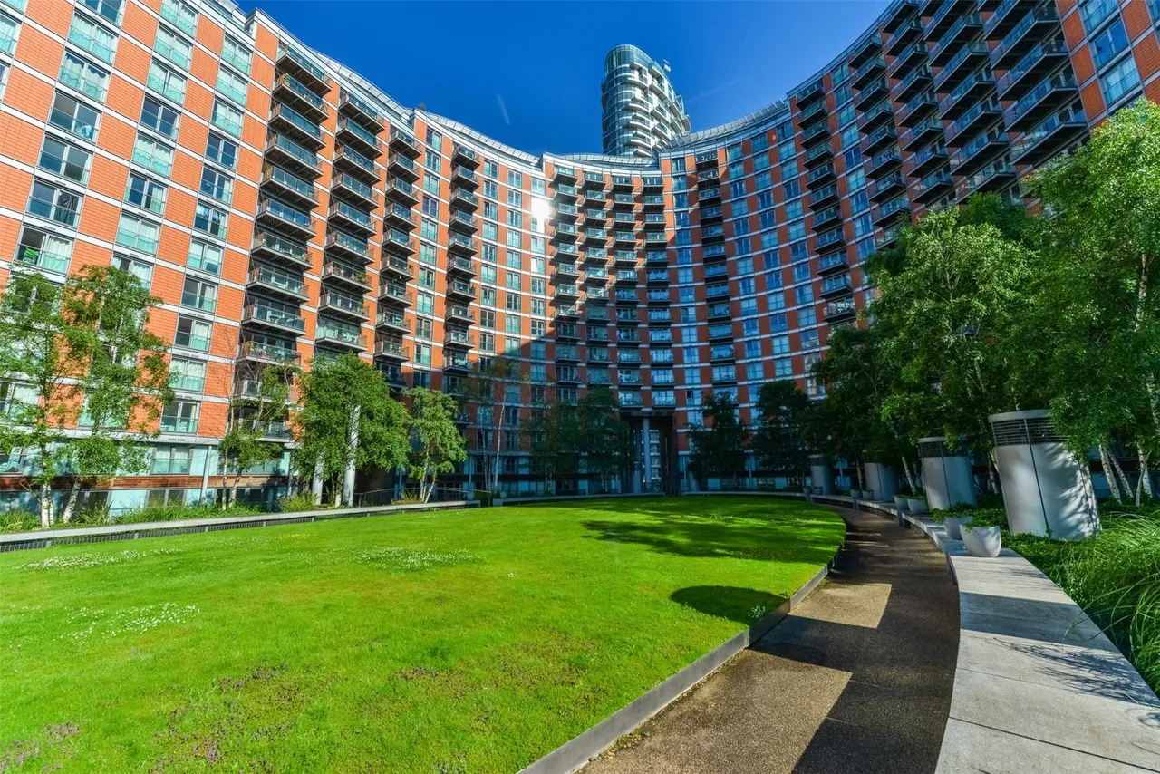 Fairmont Avenue, London, E14, photo 11
