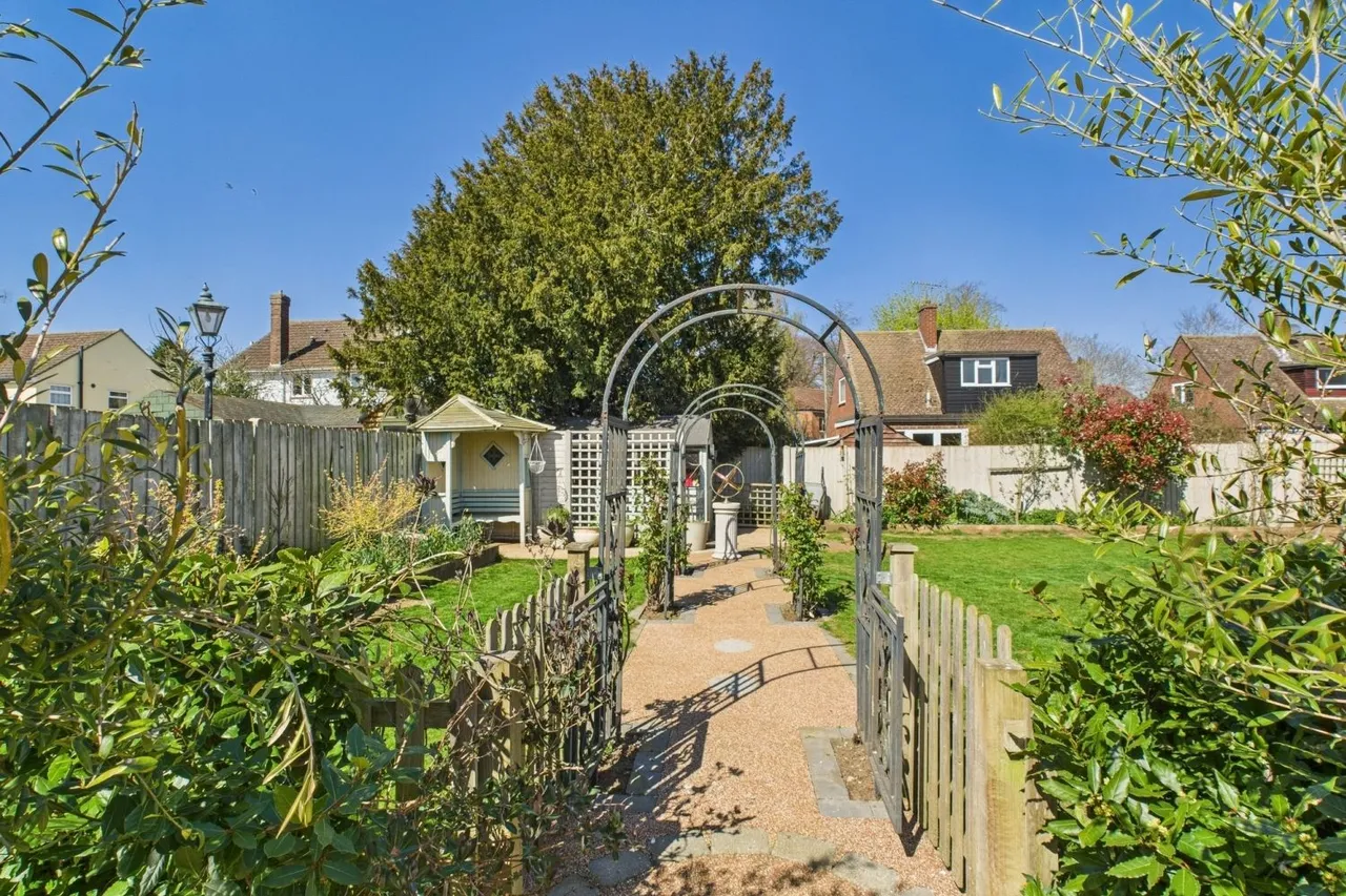 Leighton Road, Wing, LU7, photo 19