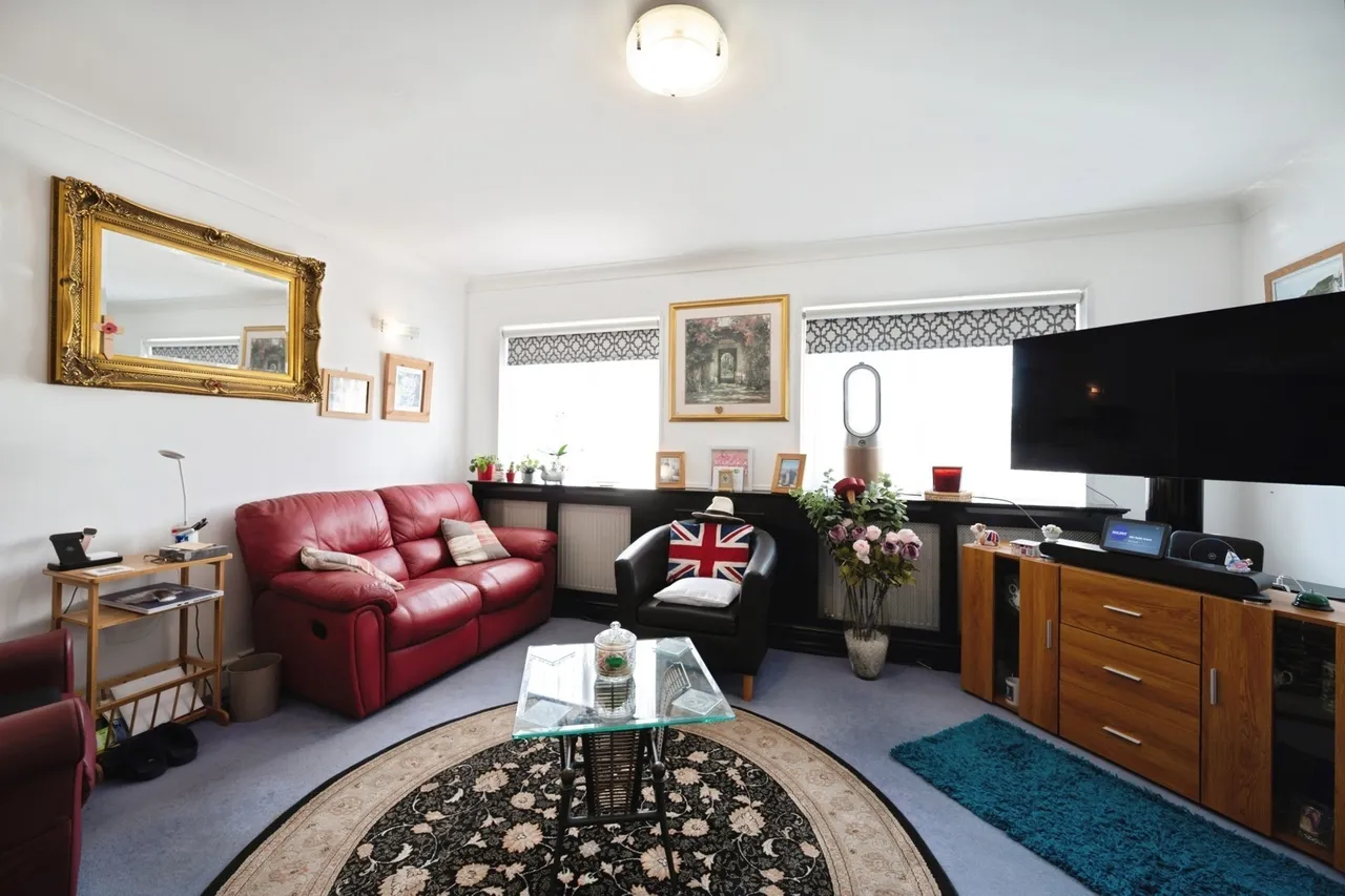 Westfield Avenue, Hayling Island, PO11, photo 14