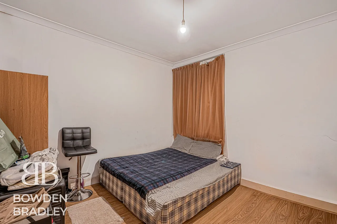 Cowley Road, Ilford, IG1, photo 52