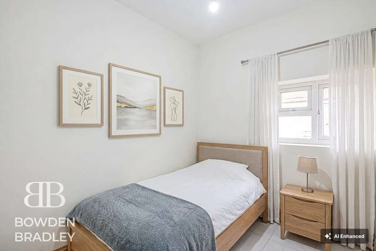 Cowley Road, Ilford, IG1, photo 43