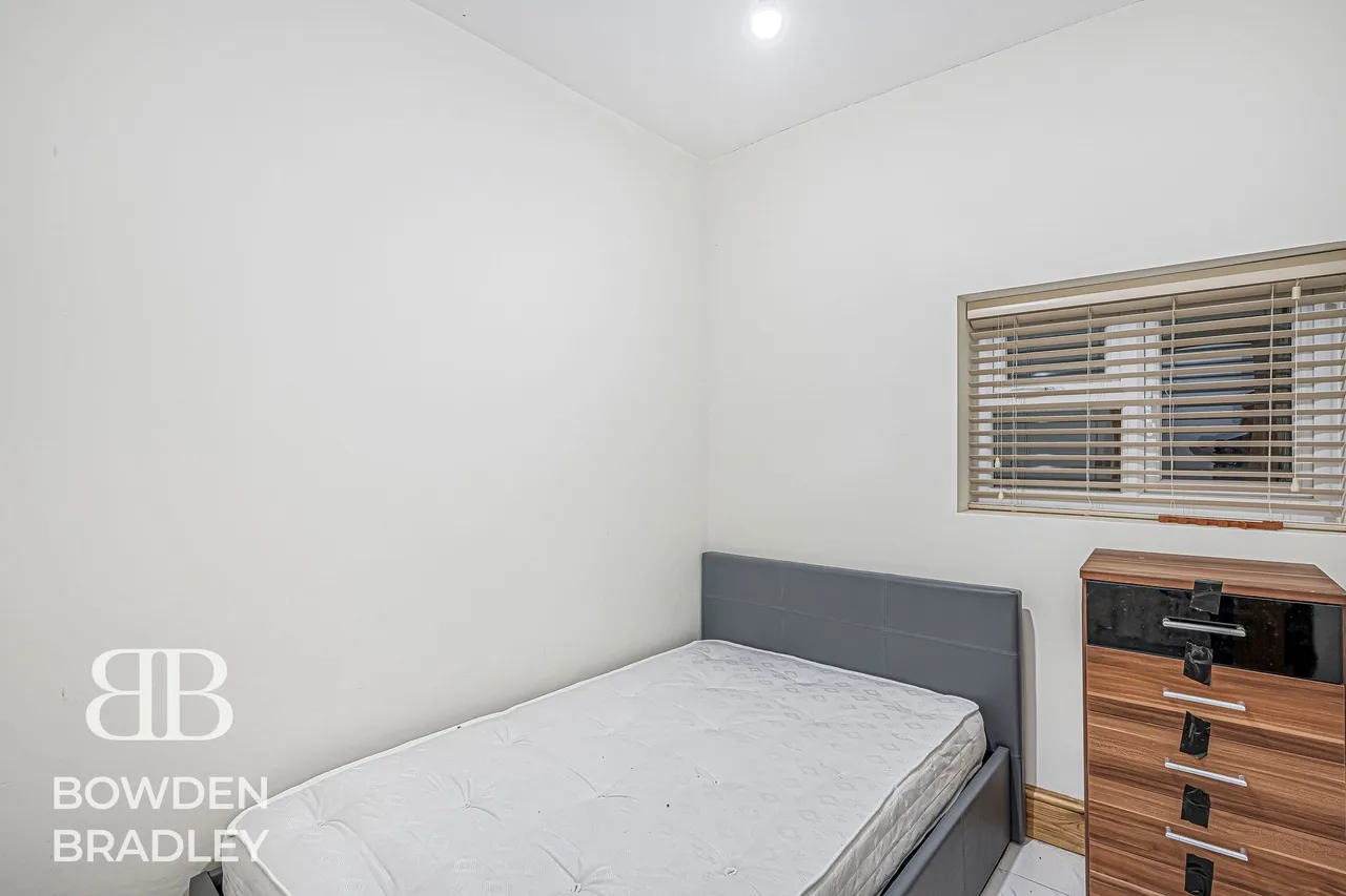 Cowley Road, Ilford, IG1, photo 15