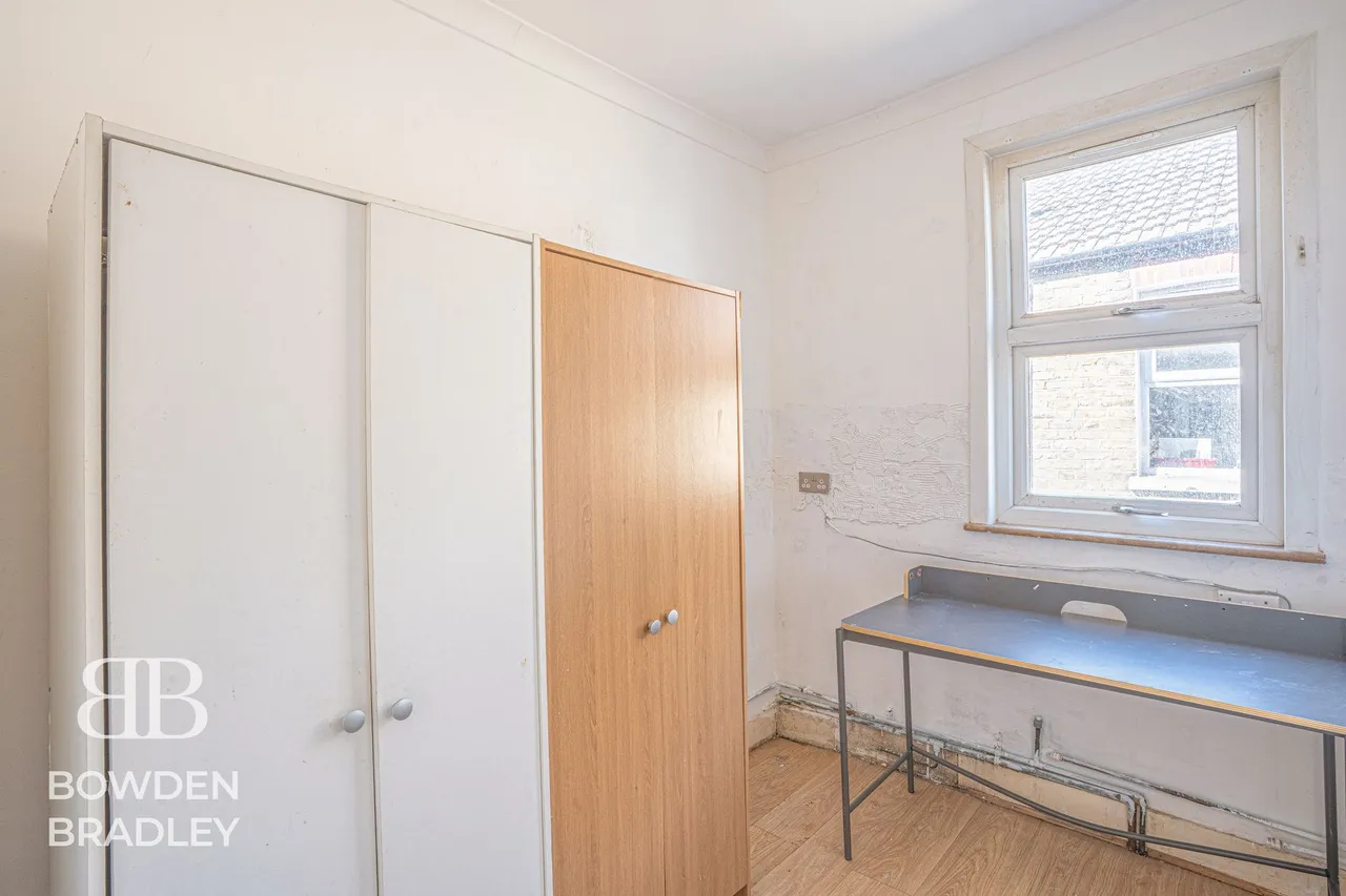 Cowley Road, Ilford, IG1, photo 21