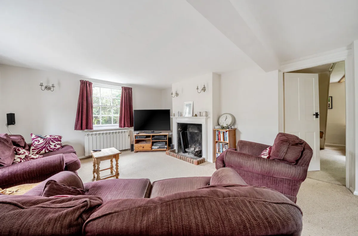 Pulborough, RH20 2HZ, photo 4