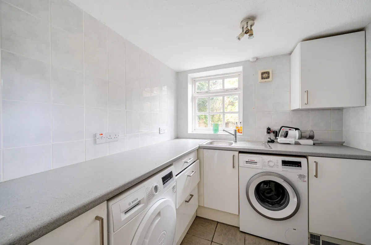 Pulborough, RH20 2HZ, photo 7