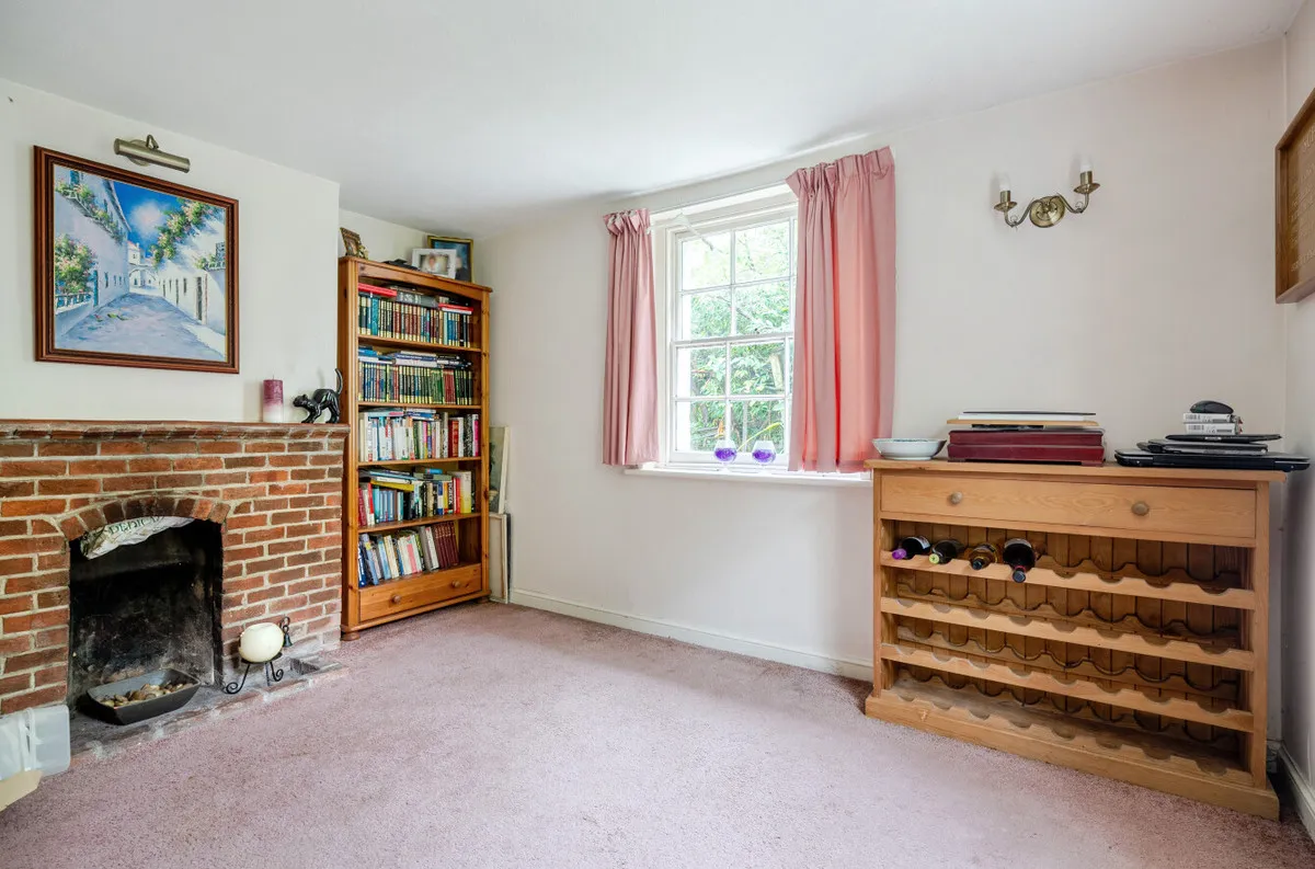 Pulborough, RH20 2HZ, photo 6