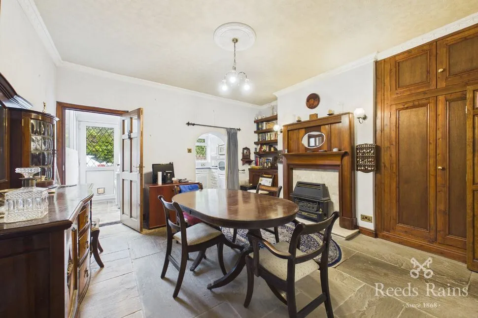 Glen View Road, Burnley, Lancashire, BB11, photo 3