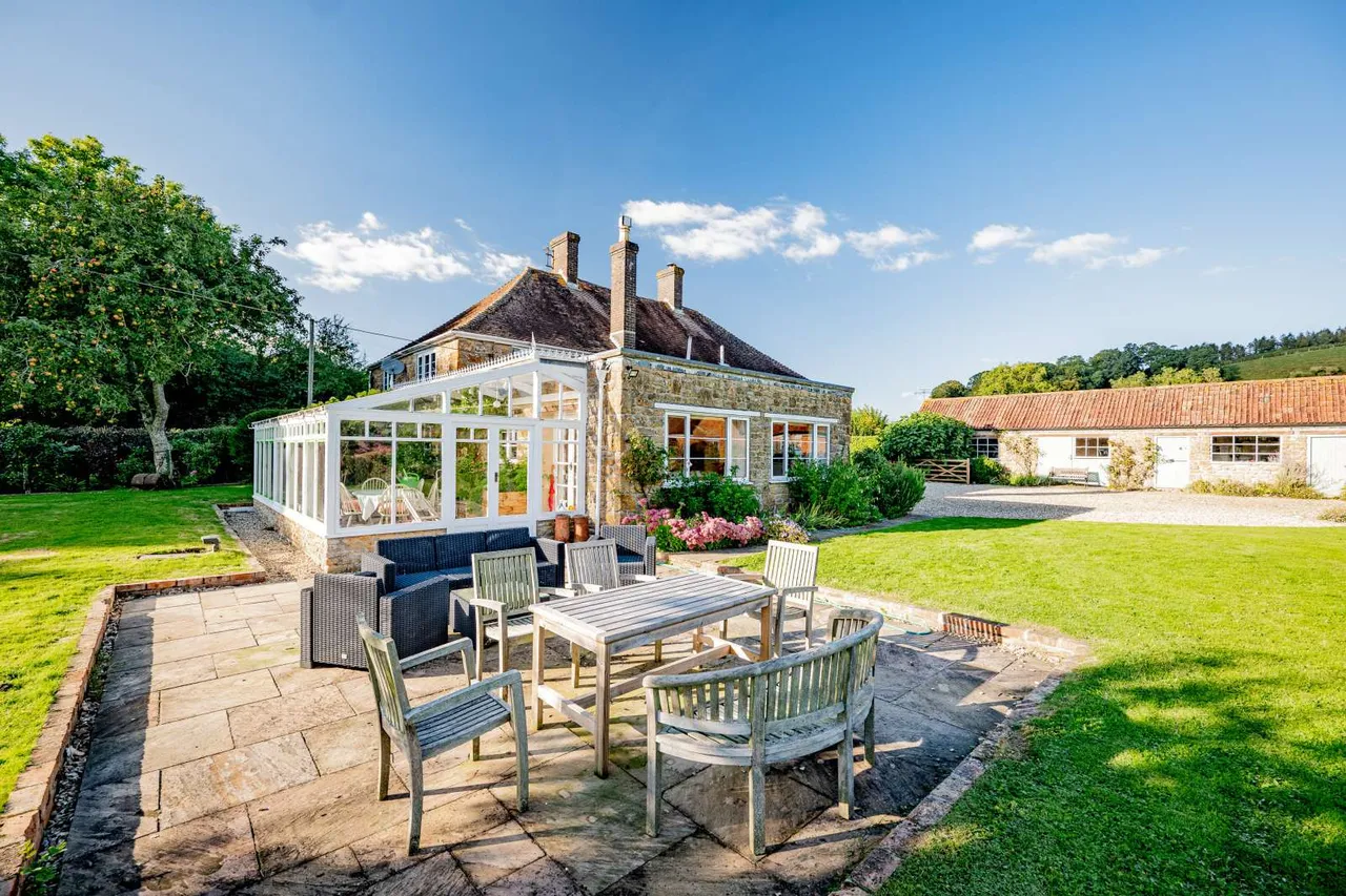 South Cadbury, Yeovil, BA22, photo 10