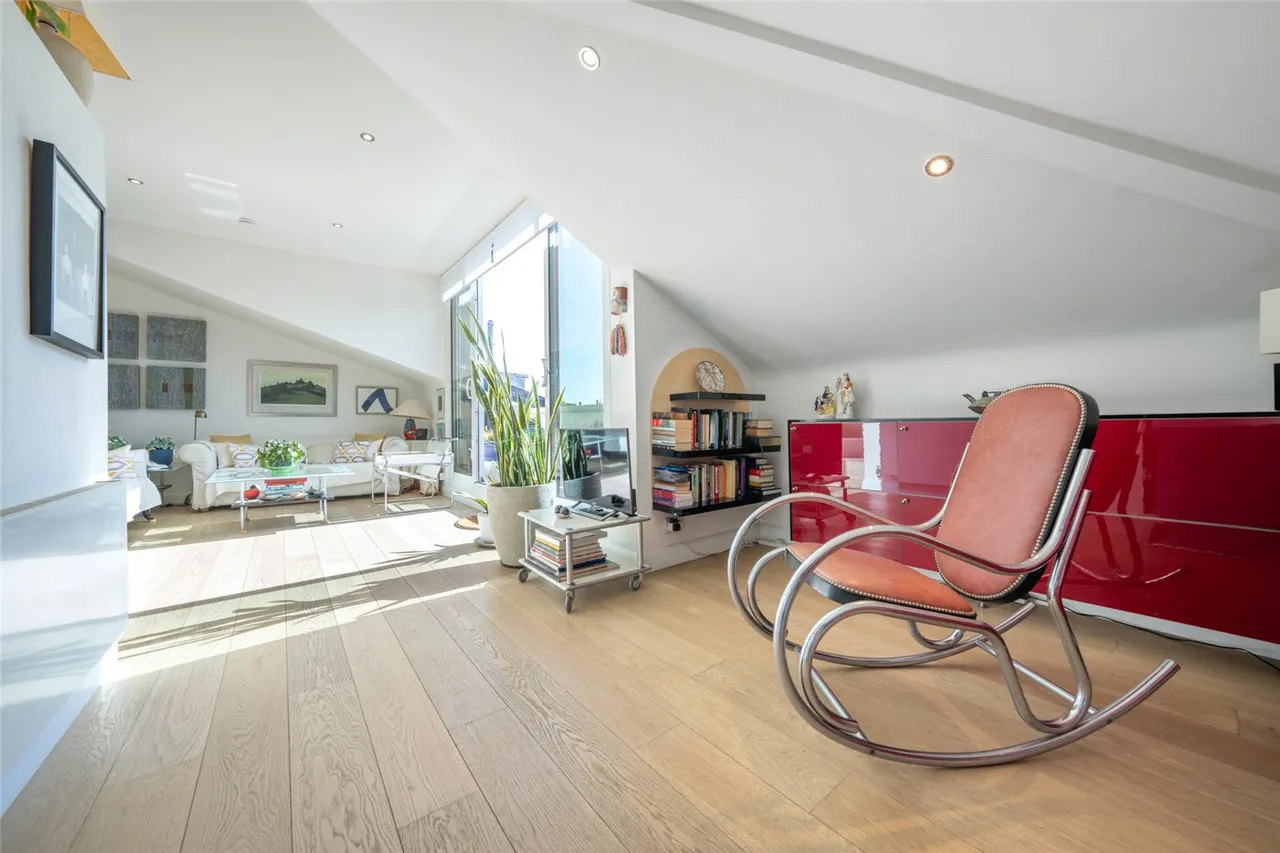 Priory Road, London, NW6, photo 11