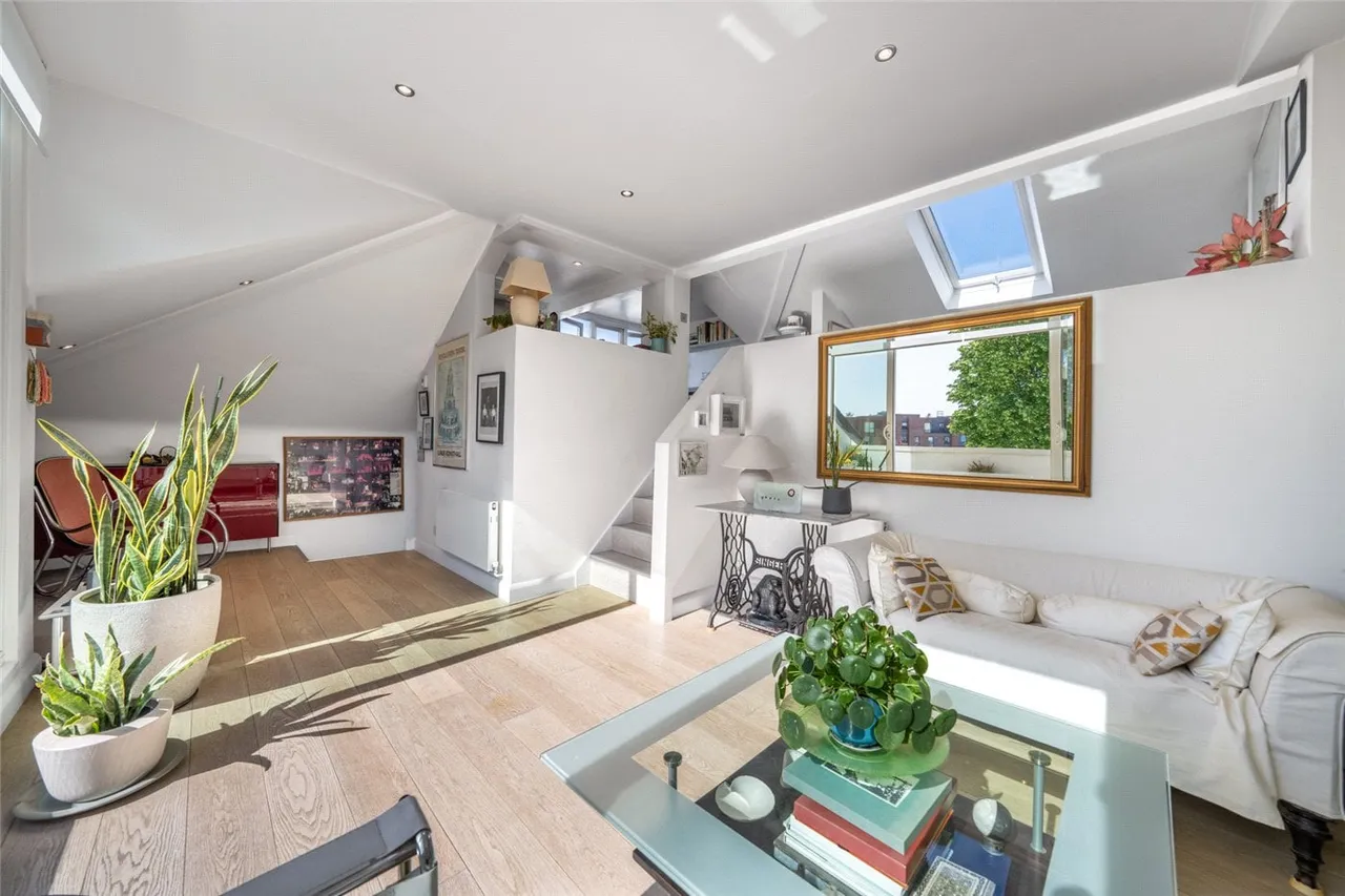 Priory Road, London, NW6, photo 12