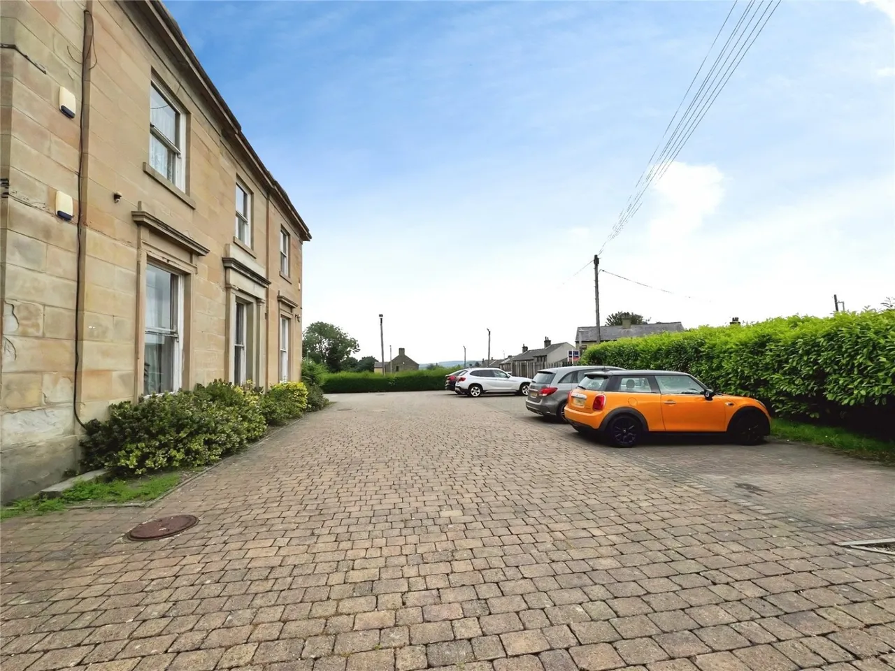Moorside Avenue, Crosland Moor, HD4, photo 11
