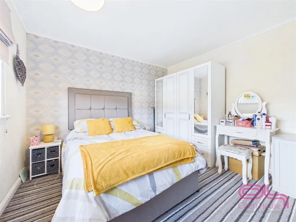 Hawthorn Crescent, Burton-On-Trent, DE15, photo 15