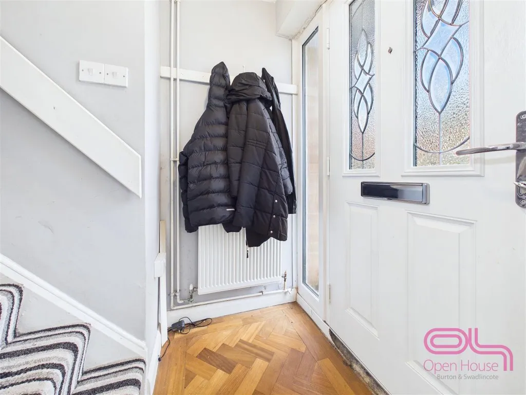 Hawthorn Crescent, Burton-On-Trent, DE15, photo 12